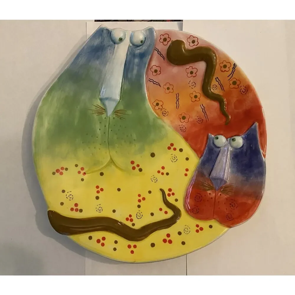Joy Cats Studio Designworks Handpainted 9” Salad Plates Sculpted Design Set Of 2
